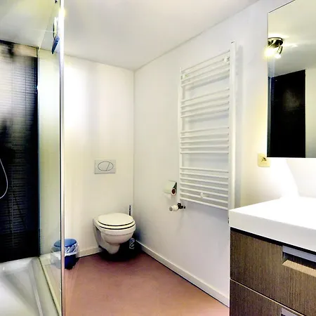 Stunning Holiday With Private Garden In *