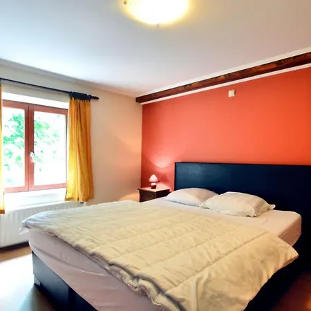 Stunning Holiday With Private Garden In * Durbuy