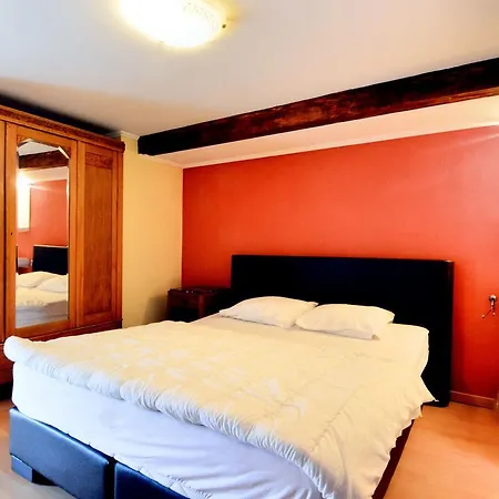 Stunning Holiday With Private Garden In Prázdninový dům Durbuy